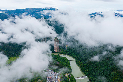 浙江缙云仙都烟雨朦胧田园风光航拍