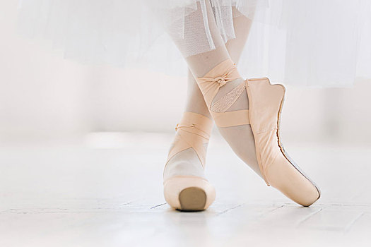 年轻,芭蕾舞女,特写,腿,鞋,站立,脚尖站立,位置