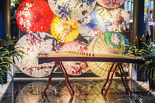 中国民族乐器古筝