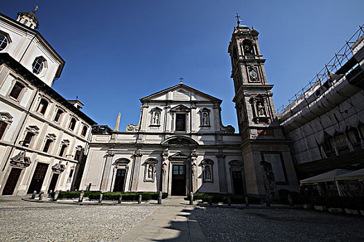 圣伯纳迪诺骨教堂