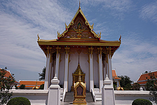 建在中国的缅甸泰国寺庙