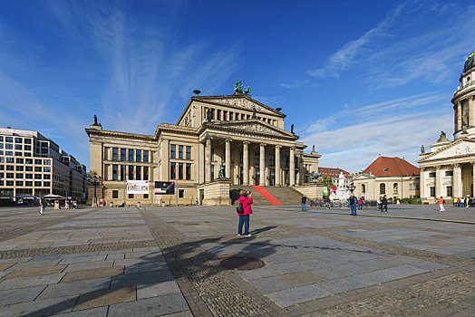 德国柏林御林广场大教堂与音乐厅景观
