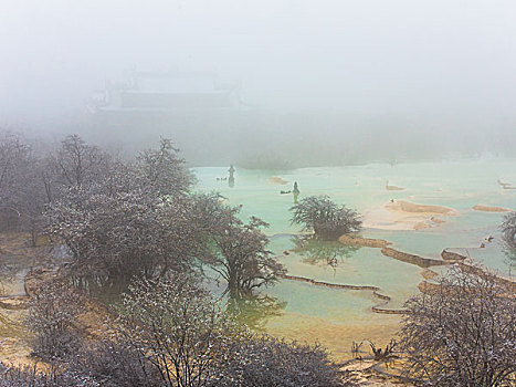 川西黄龙雪景