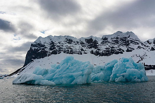 风景,蓝色,冰山,海岸,斯匹次卑尔根岛,斯瓦尔巴特群岛,挪威