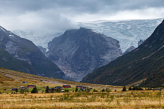斯特达尔布林冰川,挪威