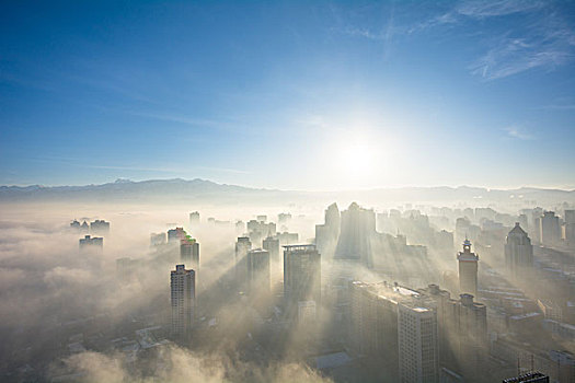 乌鲁木齐平流雾城市风光