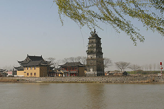 江苏高邮市西西门湾镇国寺塔,又称西塔