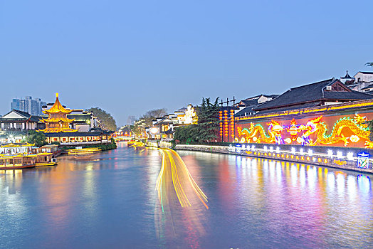 南京夫子庙运河边古建筑灯光夜景