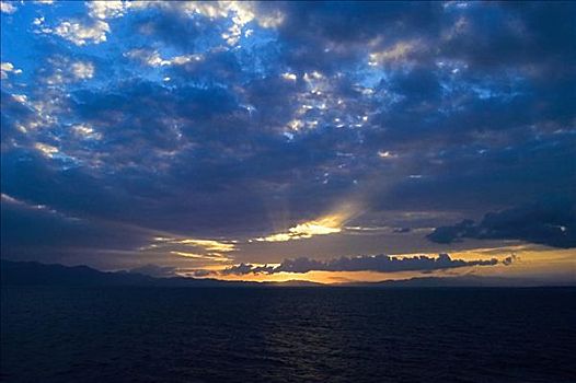 云,上方,海洋,黄昏,米尔恩湾,巴布亚新几内亚