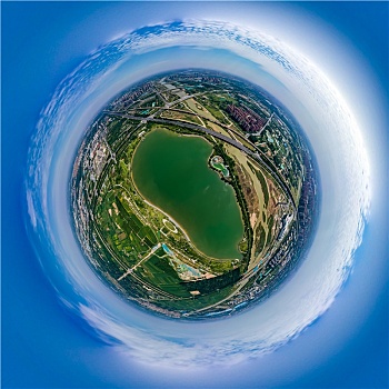 小行星视角,航拍郑州象湖生态湿地公园球形全景图