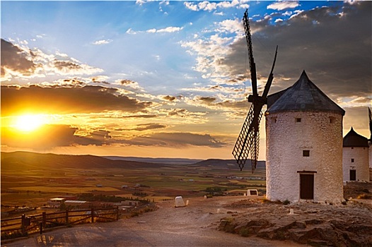 风车,日落,康斯艾格拉,西班牙