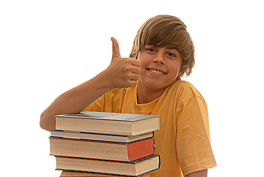 男孩,倚靠,一堆,书本,看,高兴,竖大拇指