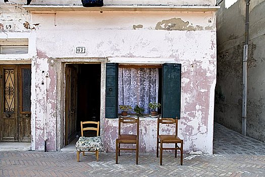三个,椅子,正面,老,房子,布拉诺岛,意大利