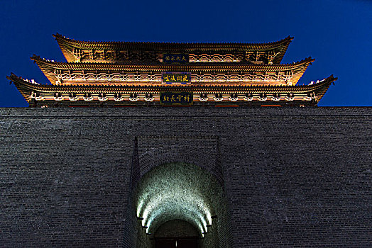 城门灯光夜景