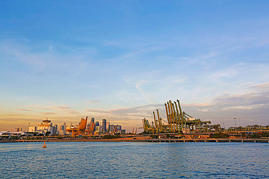 新加坡海港码头