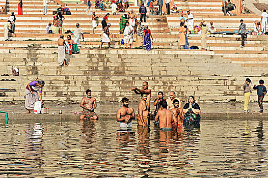 仪式,清洗,堤岸,恒河,瓦拉纳西,贝拿勒斯,北方邦,印度,亚洲