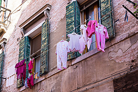 威尼斯,晾衣绳,童装,粉色