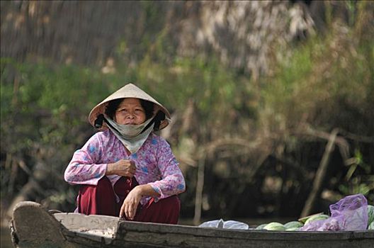 女人,传统,帽子,棕榈叶,划船,木船,满,水果,湄公河,芹苴,湄公河三角洲,越南,东南亚