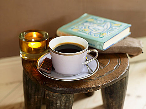 一杯咖啡,书本,茶烛,乡村,木质,凳子
