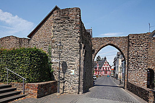 城门,市政厅,莱茵河峡谷,莱茵兰普法尔茨州,德国,欧洲