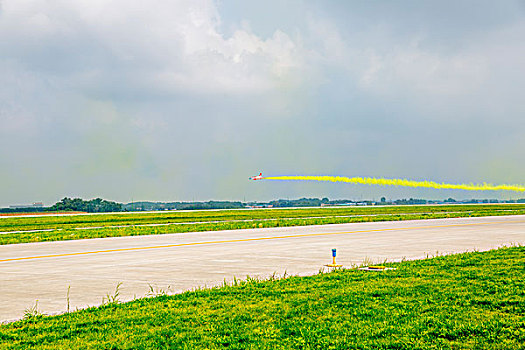 飞机航空表演