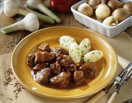 匈牙利,蔬菜炖肉,煮土豆