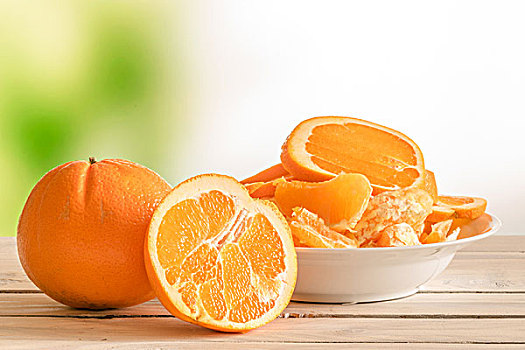 橘子,一半,木桌子