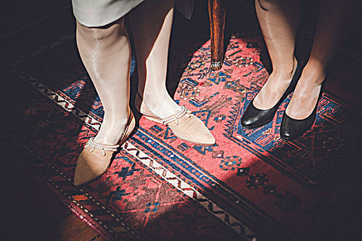 鞋,地毯