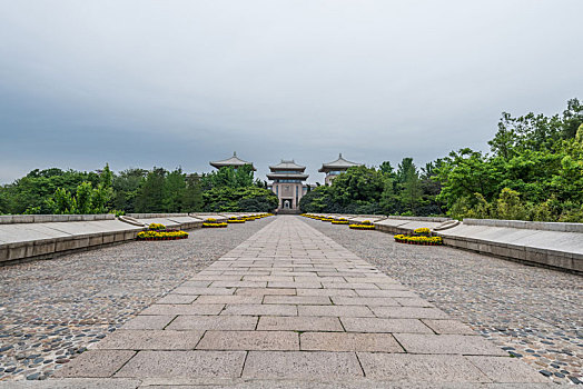 中国江苏南京雨花台烈士纪念馆和广场道路
