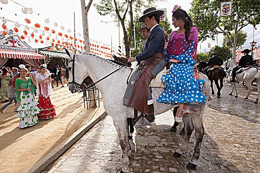 骑马,传统服装,四月,节假日,节日,塞维利亚,安达卢西亚,西班牙