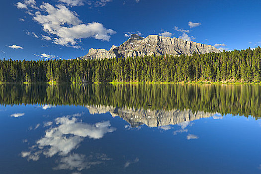 反射,树,湖,伦多山,班芙国家公园,艾伯塔省,加拿大
