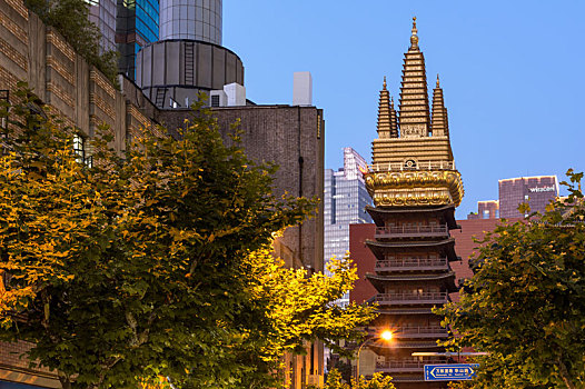 静安寺宝塔夜景