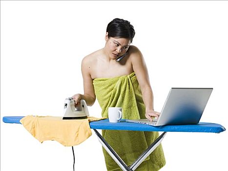 女人,熨烫,工作,笔记本电脑
