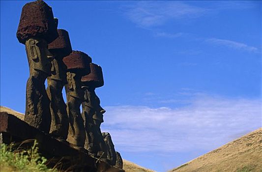 智利,复活节岛,阿纳科纳,站立,摩埃石像,红色,头饰