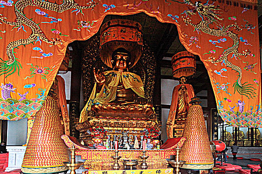 灵山梵宫佛像