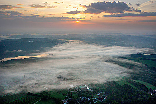 航拍,河,早晨,雾气,鲁尔区,北莱茵威斯特伐利亚,德国,欧洲