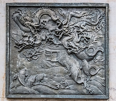 中国神话传统鲤鱼跳龙门浮雕工艺装饰建筑物