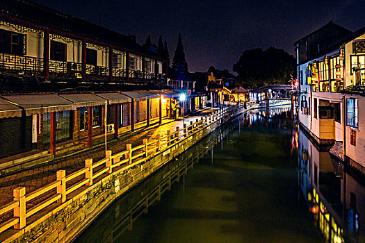 上海朱家角古镇夜景