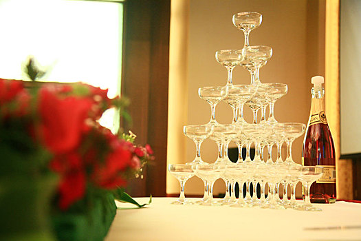 香槟,酒杯,蛋糕,花瓣,红色,婚礼,婚庆