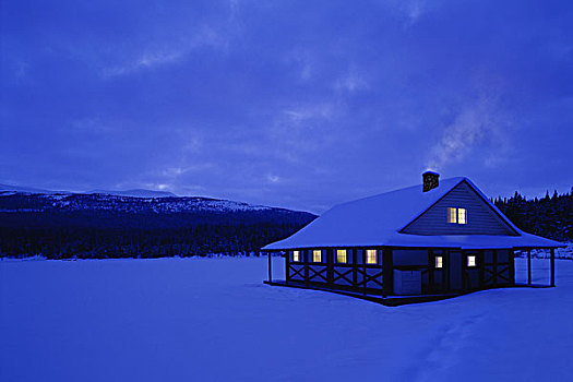 屋舍,重,下雪,湖,艾伯塔省,加拿大