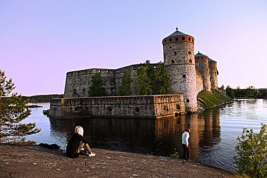芬兰,区域,南方,湖区,中世纪,城堡,两个女孩
