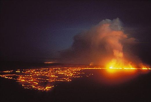 夏威夷,夏威夷大岛,夏威夷火山国家公园,基拉韦厄火山,喷发,烟,熔岩流,夜晚