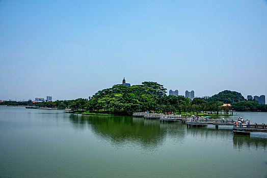 顺峰山公园湖光山色