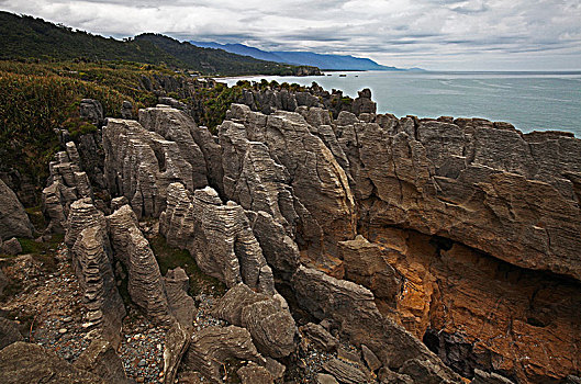 新西兰薄饼岩pancakerocks,新西兰千层饼岩石公园