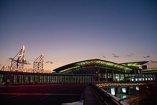 太原武宿国际机场夜景