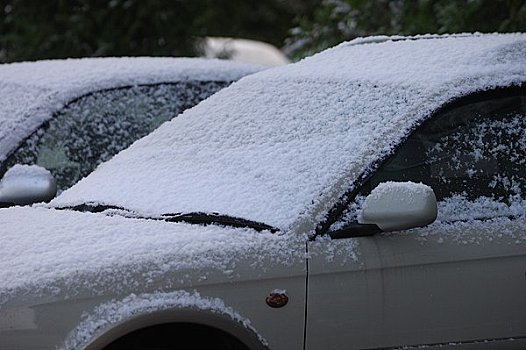 汽车,积雪