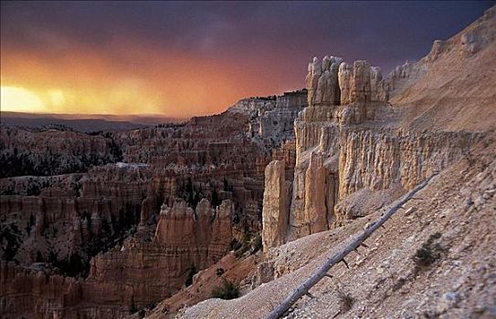 布莱斯峡谷国家公园,石头,山,夜光,日落,犹他,美国,北美