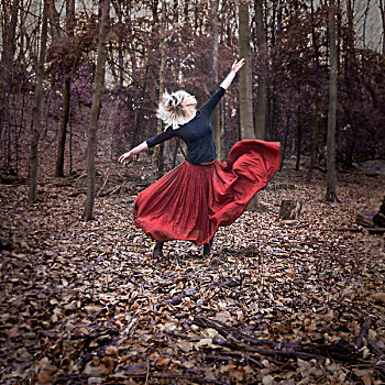 女人,穿,红色,裙子,跳舞,木头,布鲁塞尔,比利时