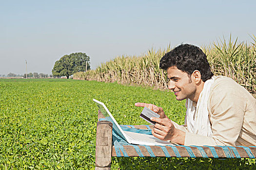 农民,笔记本电脑,拿着,信用卡,土地,印度