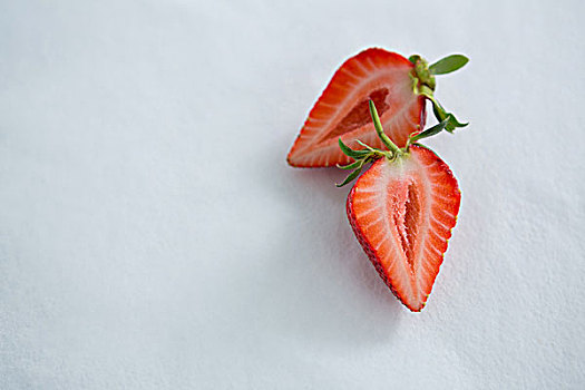 成熟,美味,草莓,切削,两个,一半,白色背景,背景